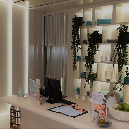 Mar & Hotel 5*
